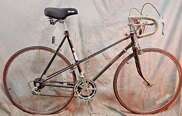 1978 Sanwa Mixte Road Bike Medium 57cm Lugged Steel Retro Made in Japan Commuter