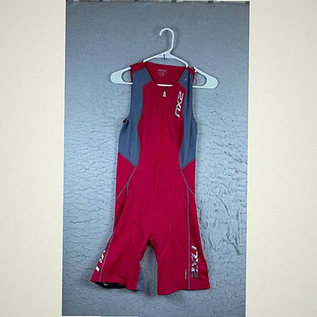 2XU Triathlon Suit Mens Medium Red Excellent Sleeveless SBR SKIN Trisuit 12758