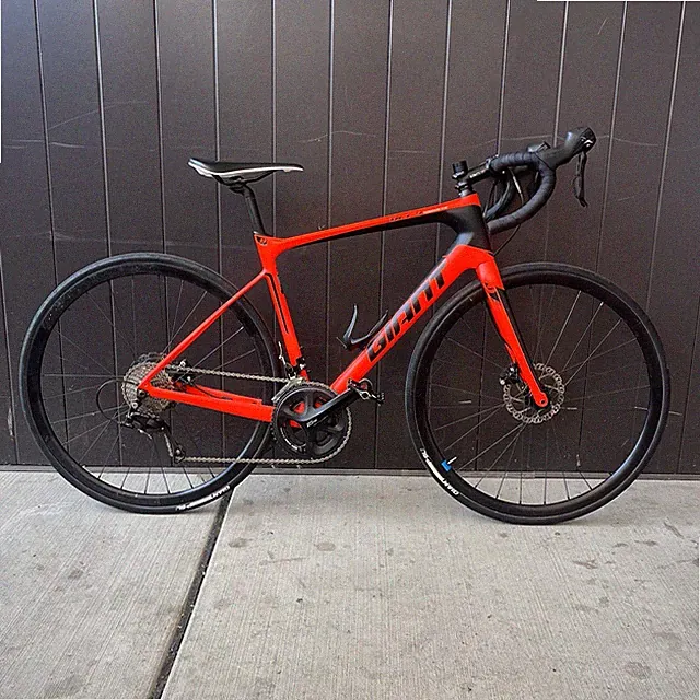 Giant Defy Advance (Medium) Carbon Road Bike - Shimano Ultegra