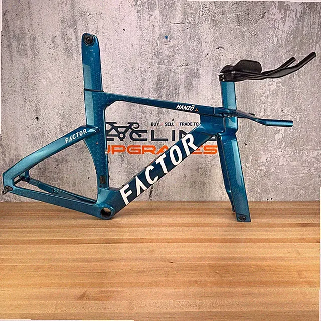 Low Mile! Factor Hanzo Medium Carbon TT/Triathlon Disc Frameset 700c 3458g