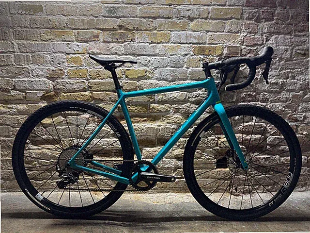OPEN WI.DE. Carbon Gravel Bike Size Medium