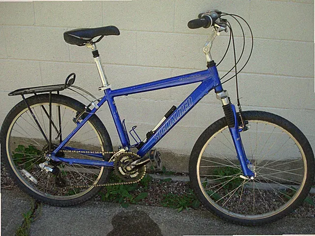 Specialized Expedition Sport Comfort Hybrid Bike Medium 26" Tires